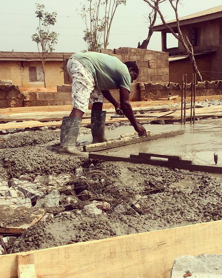 26903872_351504841984606_1139409911740366704_n